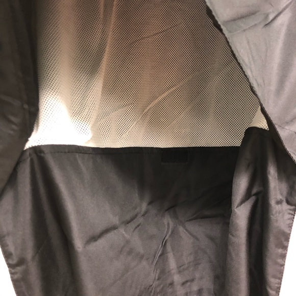 Outer Boundary | Men’s Basic Wind Jacket | Black & Grey | XLarge - Picture 4 of 4